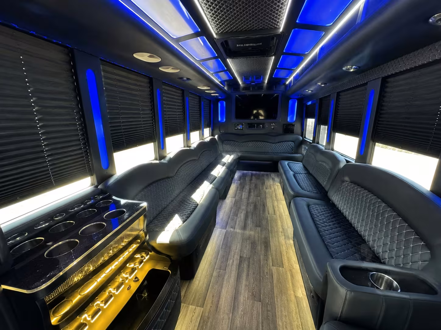 hemet bridal party bus rentals before the ceremony