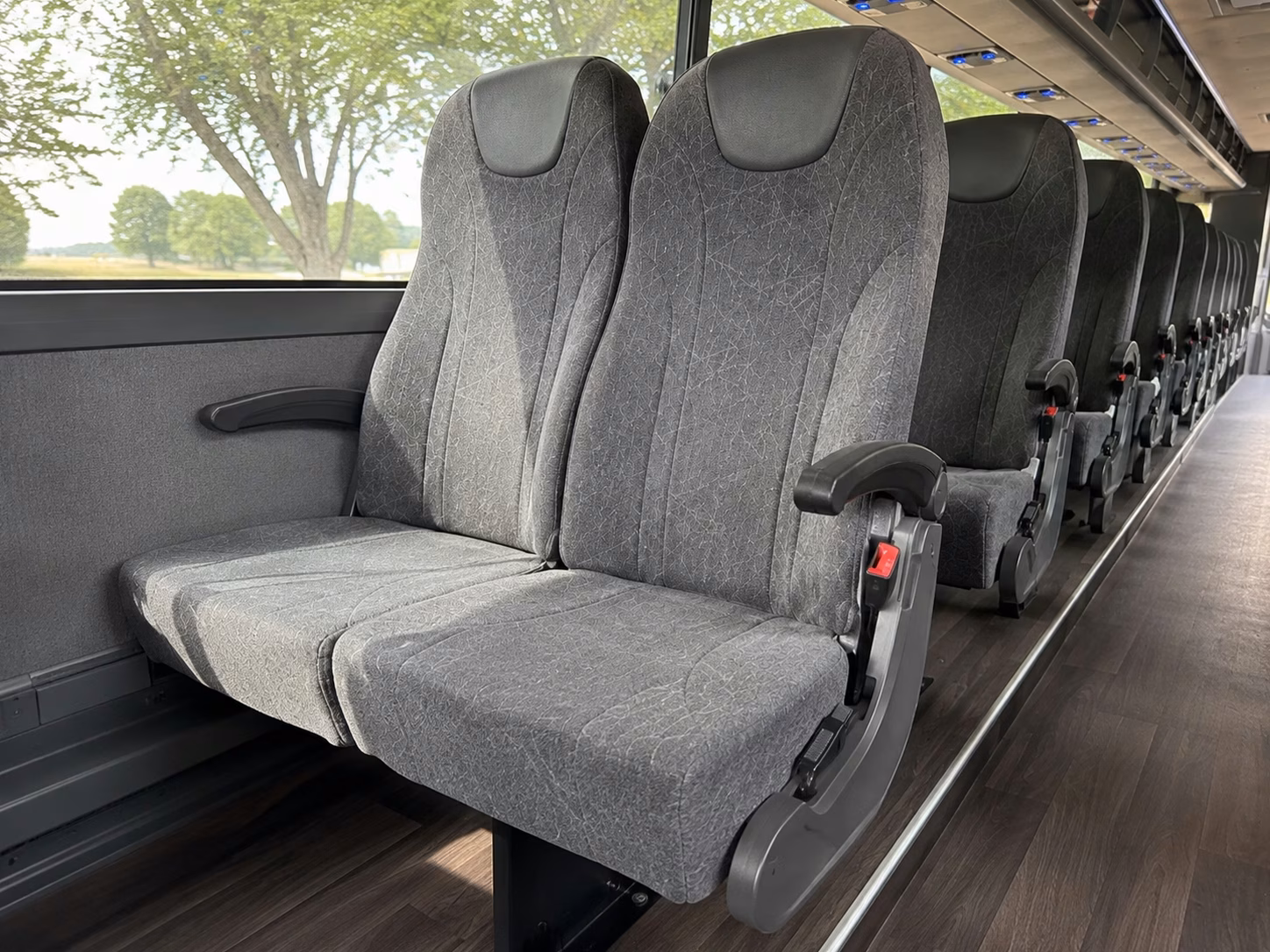 hemet charter bus rentals to the western science center
