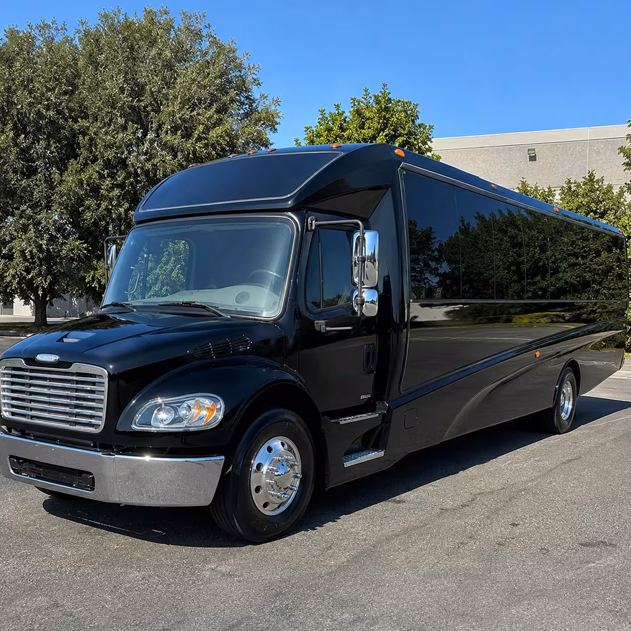 hemet minibus rentals to riverside museums and the inland empire
