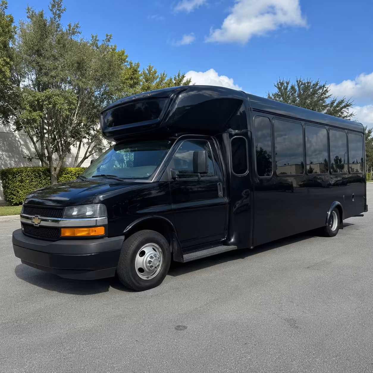 hemet sporting event party buses for fan groups and tailgates
